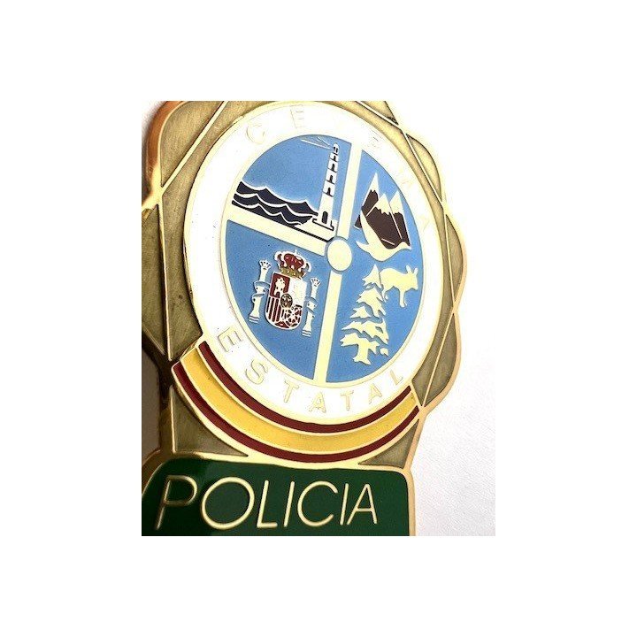 SPANISH RURAL POLICE BADGE