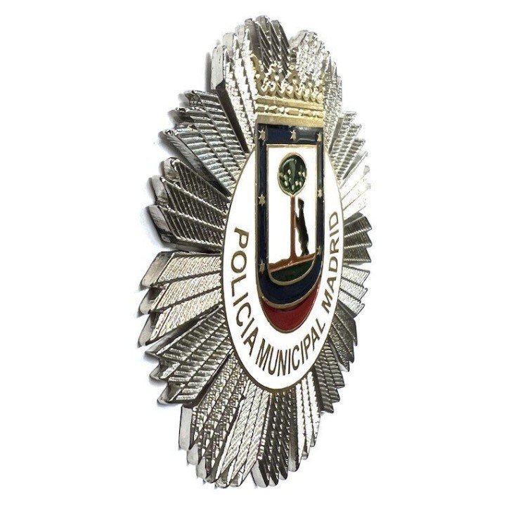 MADRID-POLICE-BADGE-5