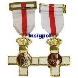 WHITE DISTINCTIVE MILITARY MERIT CROSS MEDAL