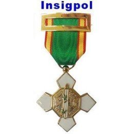 POLICE-MERIT-BADGE-WHITE-CROSS
